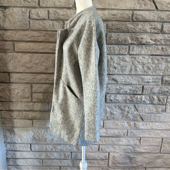 Express gray felt coat - Picture 3 of 8